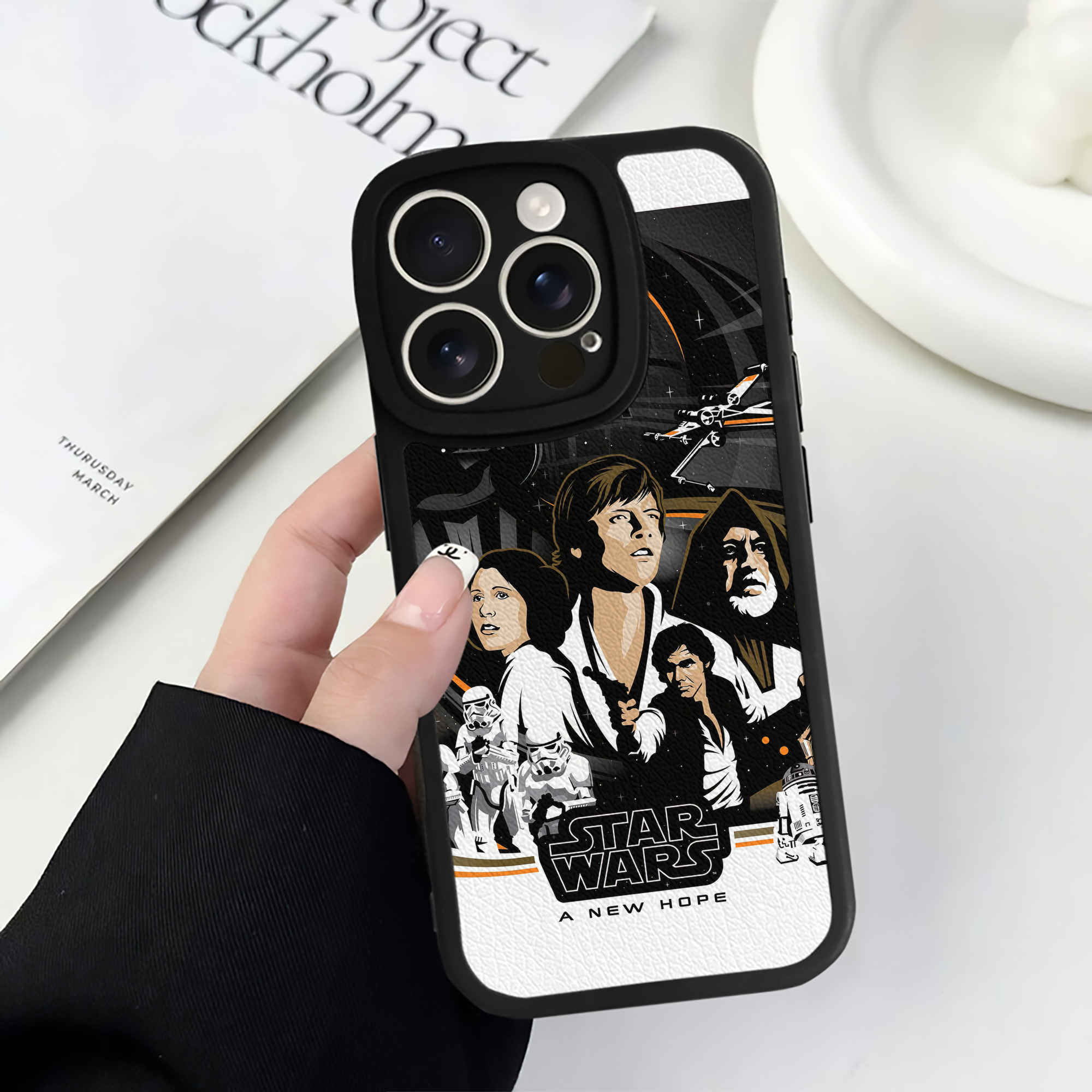 （画像用） スター・ウォーズ Star Wars 【iPhone 16シリーズ対応】シリコンスマホケース（レザー調） 材質：シリコン